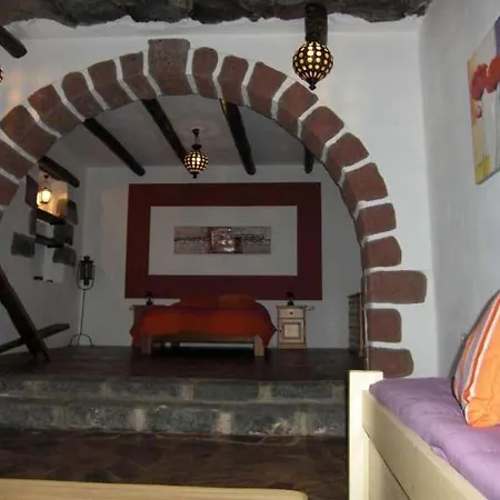 아파트 Sleeps 5 Wifi